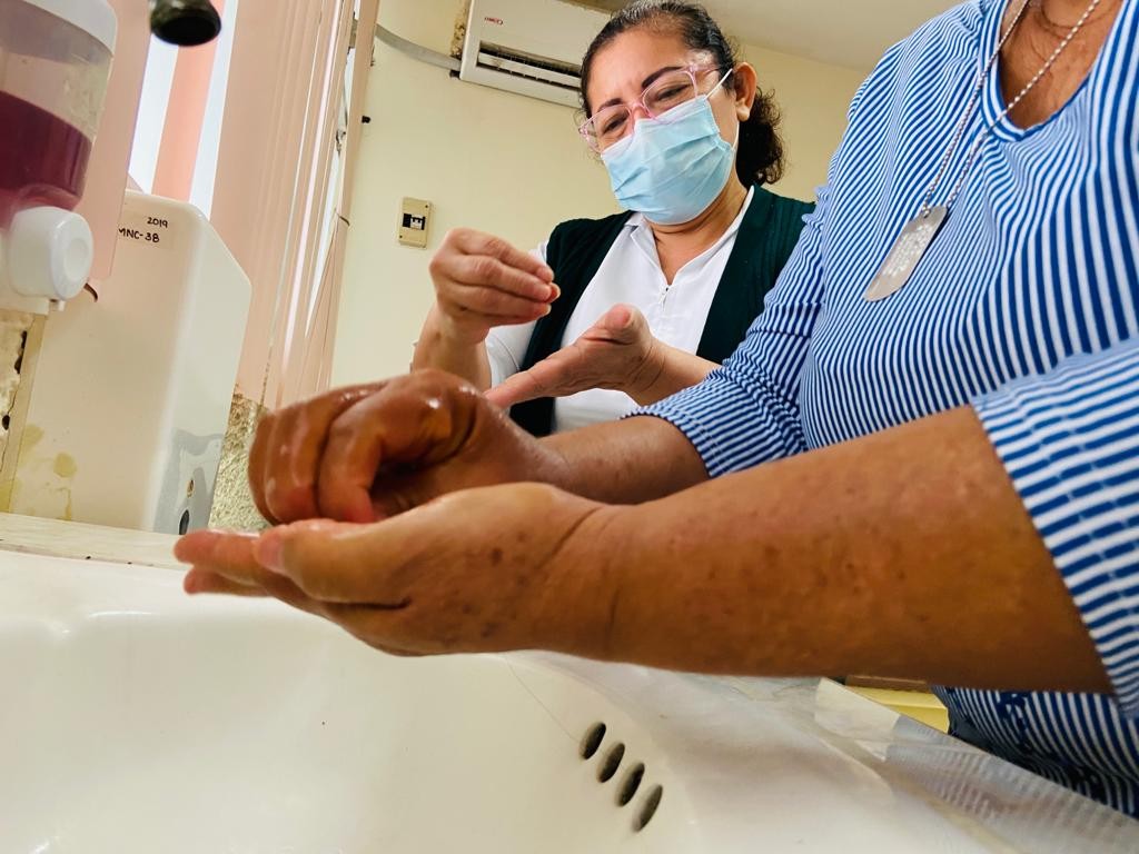 Difunde el IMSS Yucatán recomendaciones para evitar enfermedades respiratorias y fortalecer la salud