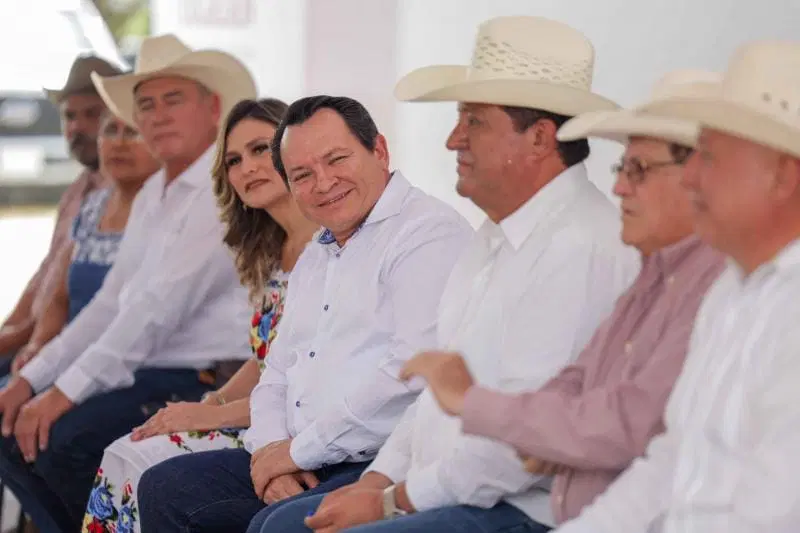 Impulsa Gobernador Joaquín Díaz Mena el renacer de la ganadería yucateca