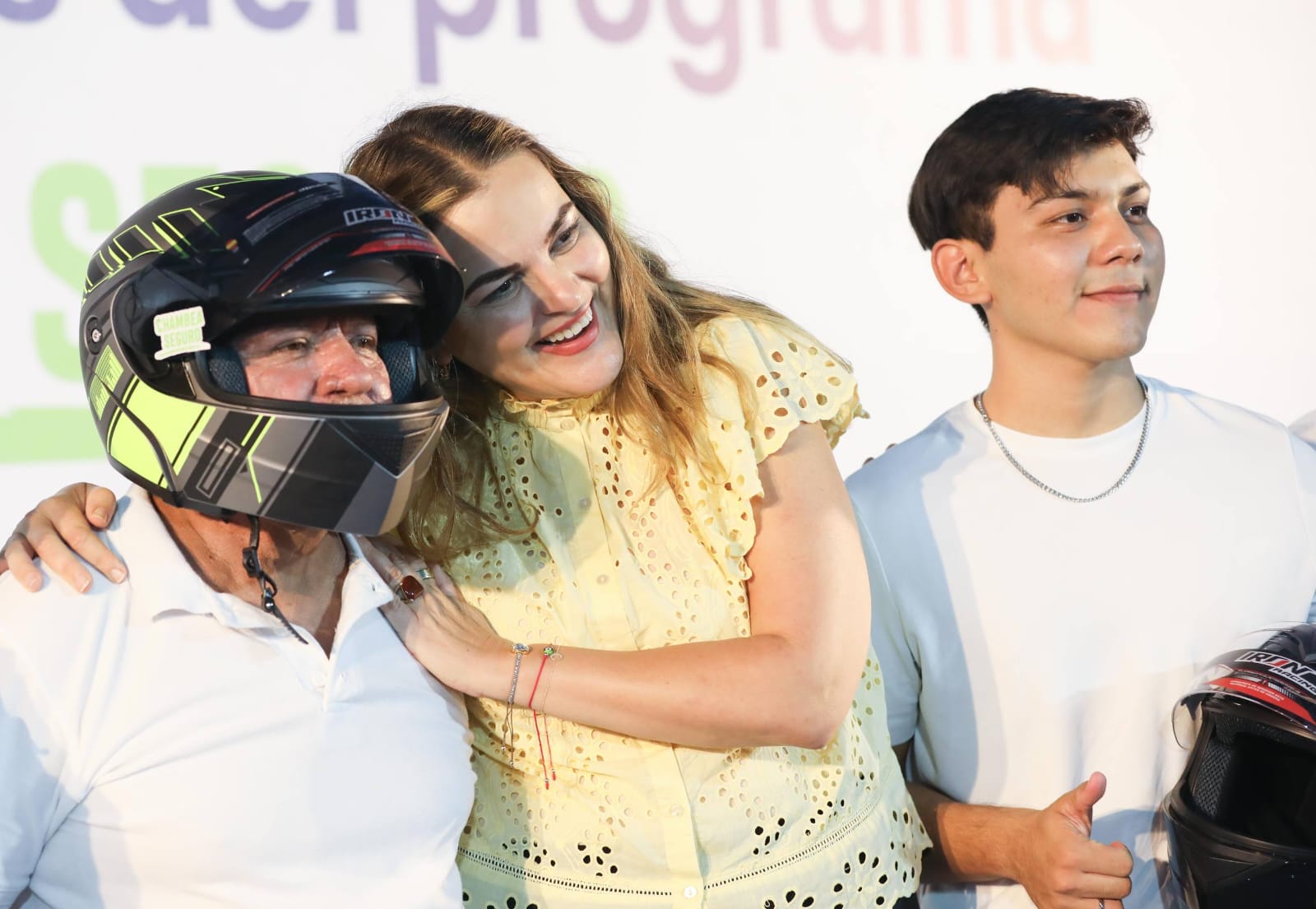 a9b67850-d521-4dd8-9b6c-dbd016dd48fa